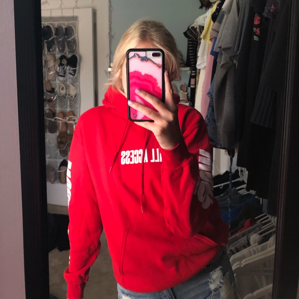 justin bieber tour sweatshirt